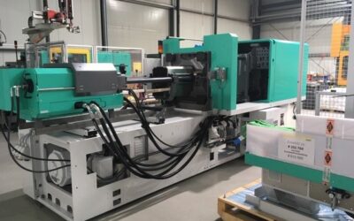Eine weitere Spritzgießmaschine mit einer Zuhaltekraft von 150 t kommt zum Einsatz!
